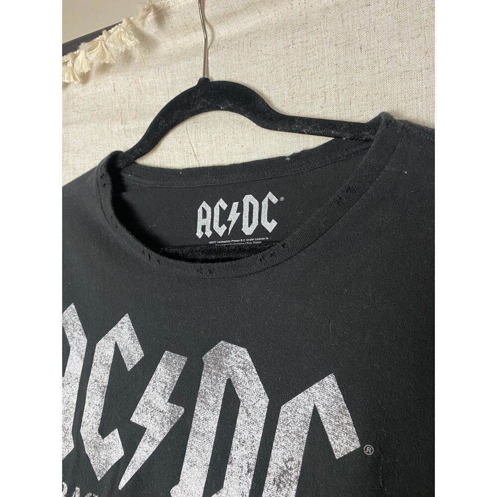 AC DC Back in Black Short Sleeve Graphic Tee Size Large - Picture 4 of 10